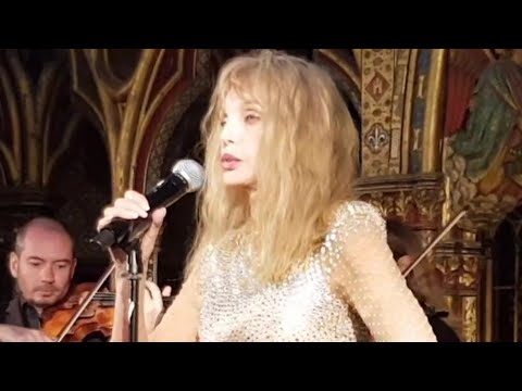 Arielle Dombasle - Concert à la Sainte Chapelle pour le Festival Opéra, Lyric & Co