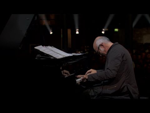 Ludovico Einaudi – I Giorni (Live at iTunes Festival 2013)