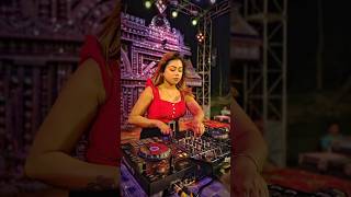 Download lagu Jungle Mein Sher 🦁Bago Main Mor🦚 #djremix #viral #femaledj #djjennykolkata #djbooking mp3