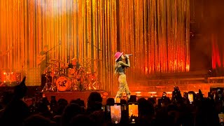 Download lagu Olivia Rodrigo - Complicated (Avril Lavigne Cover) (Live from Salt Lake City, 2022)) mp3