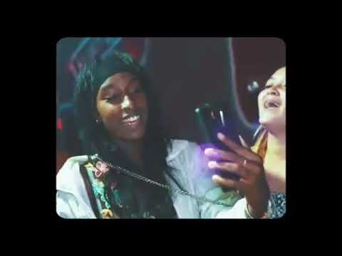 LA MAMÁ - ANÜBIX - EL VALLO