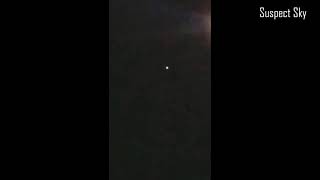 Glowing UFO Light Crossing Over Ontario Lake [SIGHTING]