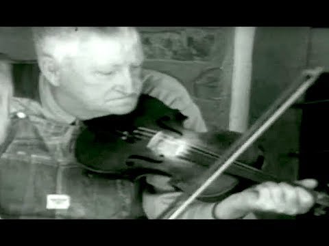 アパラチアの音楽家がお互いに敬意を持って接しているのを見た (I Saw Appalachian Musicians Treat Each Other With Such Respect)