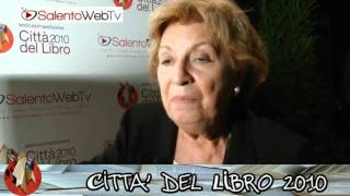 Città del Libro 2010: Poli Bortone A Berlusconi regalo il libro di Fini. A Mantovano...