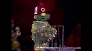 Fraggle Rock - Doozer March Song (Set Your Shoulder) Lyrics