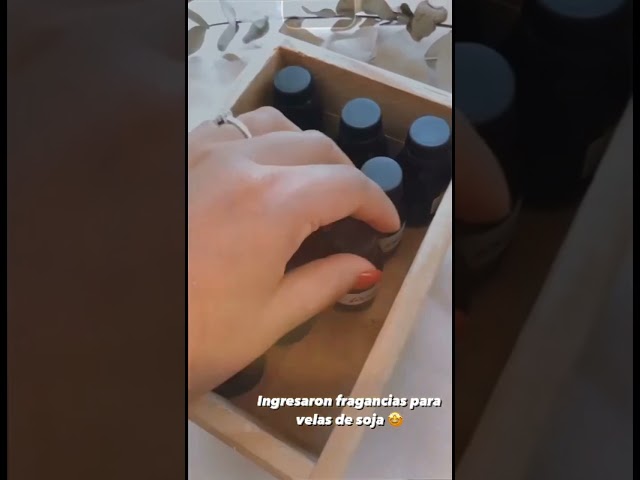 Vídeo relacionado con Pack de 8 Velas Cilíndricas de Parafina Pura y Mecha de Algodón, 17.5 cm - Larga Duración, Sin Perfume, Ideal para Decoración, Rituales y Eventos - Blanco