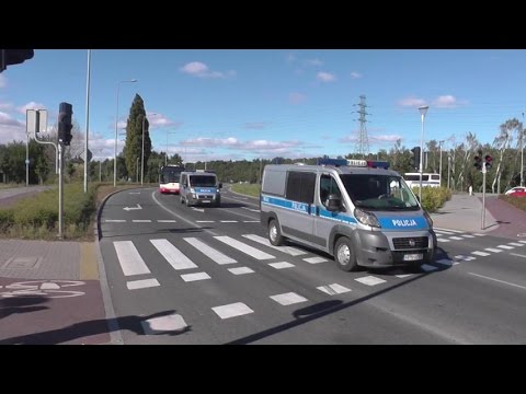 30 radiowozów i 2 autokary z kibicami
