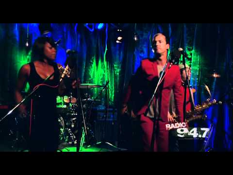 Fitz and the Tantrums "MoneyGrabber" live at RADIO 94.7