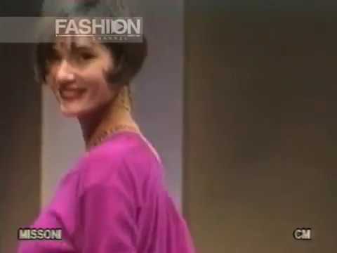 "Missoni" Autumn Winter 1990 1991 pret a porter women by Canale Moda