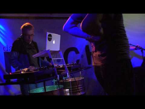 Bass, Tanz, Glitzer, Licht feat. Willi Landl