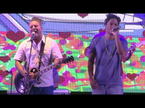 Alma Djem feat. Natiruts - Teu Lugar (Ao Vivo no Lago Paranoá)