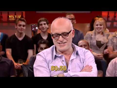 Voetbal International 18-04-11 - René van der Gijp ziet Dordrecht '90 kist toch niet zitten