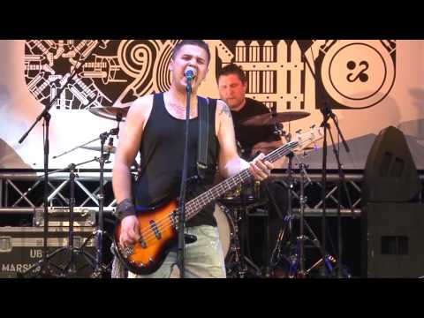 Inqognito un Artūrs Račinskis - Smagās apkaltās durvis (BILDES 2015)