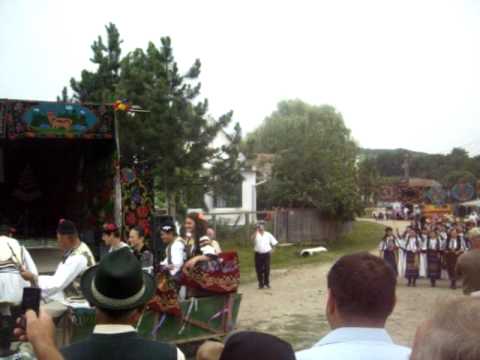 fii satului craciunelul de sus 2011