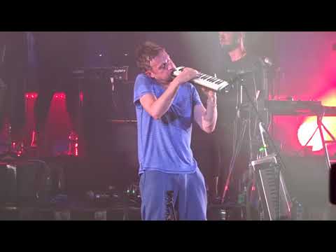 Gorillaz - Clint Eastwood - Live at the Fox Theater in Detroit, MI on 9-18-17