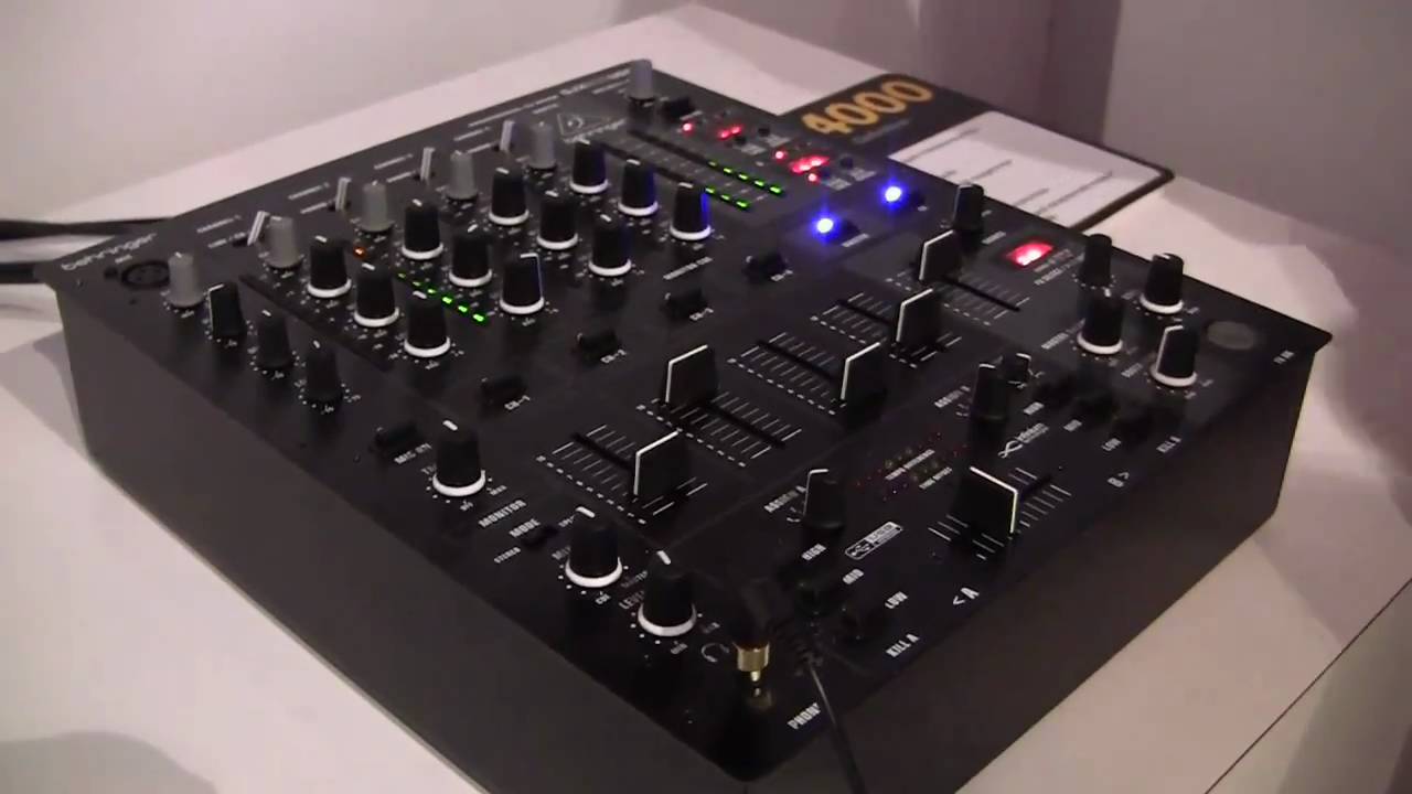 Behringer DJX900USB Professional DJ Mixer