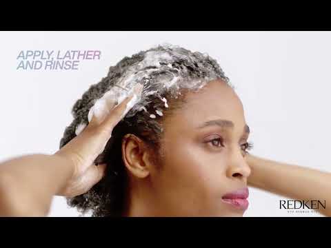 Redken rūgštinis koncentruotas šampūnas surišantiems plaukams, 300 ml video