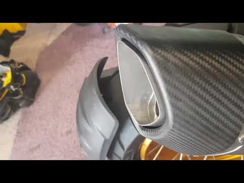 BMW R1250GS, SC Project with baffles fitted.