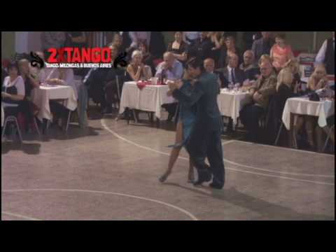  Nahir Schinca  and  Julián Sanchez  are  dancing  to  the  milonga  "  El Lloron  "