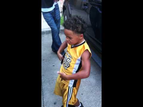 7 year old Hip Hop Dancer getting his Crunk Dance ON