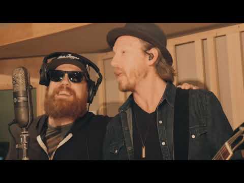 Jamie McLean Band feat. Marc Broussard - Love The One You're With (Live)