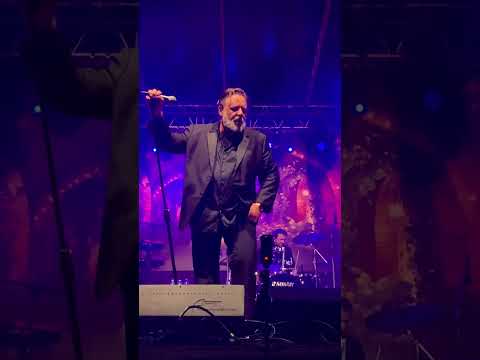 ‘Save me’ Russell Crowe’s Indoor Garden Party 14/07/2024 Varese, Italy