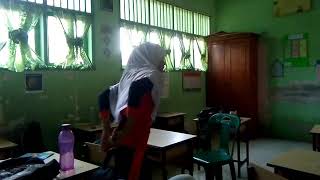 Download lagu Cewek lg berantem sma pacar mp3 Download lagu Cewek lg berantem sma pacar mp3