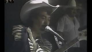 El Niño y la Boda - Los Tigres del Norte DVD 1988