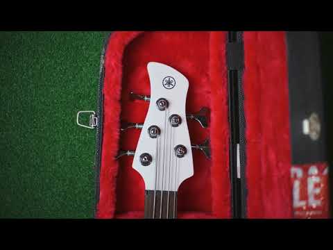 5-струнная бас-гитара YAMAHA TRBX-505 (Translucent White) - фото 1 - id-p1326404010