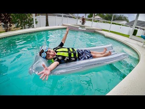 DIVERSÃO NA PlSClNA COM MARCOS E O COLCHÃO STYLE - Daily Vlog nos Estados Unidos