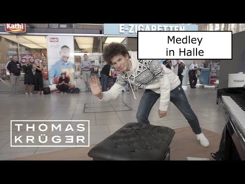 Amazing Piano Pop Medley at Train Station Halle – Thomas Krüger Video