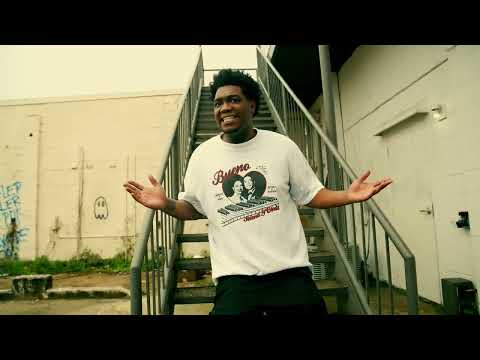 70th StreetCarlos - Bellanoche (Official Video)