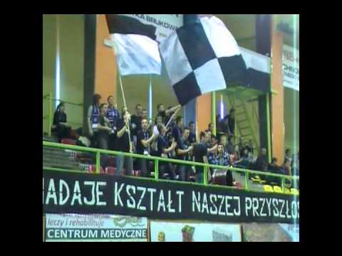 Doping kibiców Czarnych podczas meczu Czarni-SMS