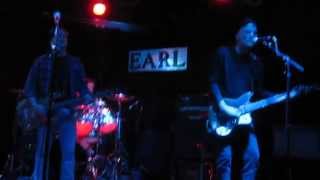 Grifters - She Blows Blasts Of Static