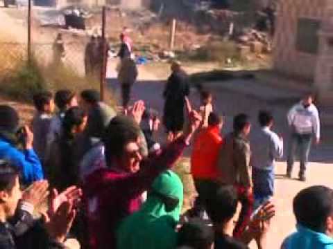مظاهرة في قرية صيدا في ريف درعا في جمعة "المنطقة العازلة مطلبنا"
