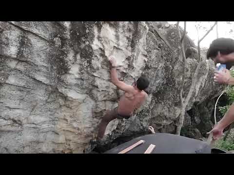 Estrias, V4. Cocalzinho de Goiás