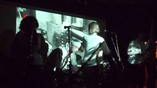 Bouchací šrouby - Vzpoura nástrojů 2/5