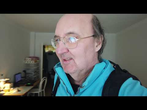 MongoTV_13233 - Cykler Til NETTO Onsdag Eftermiddag og Køber CHIPS og SLIK