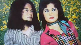 Download lagu RUJUK Rhoma Irama Feat Elvy sukaesih mp3 Download lagu RUJUK Rhoma Irama Feat Elvy sukaesih mp3