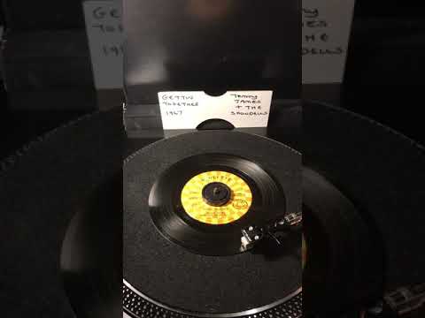 Tommy James & The Shondells- Gettin’ Together ( Vinyl 45 ) From 1967 .