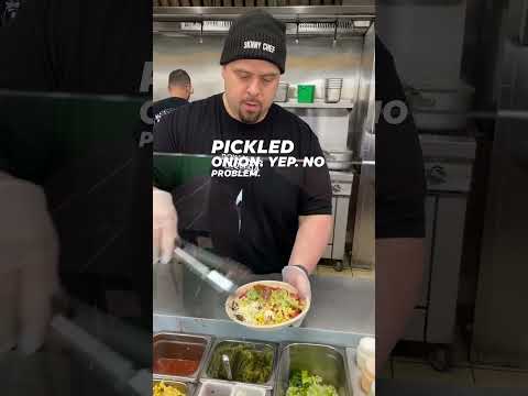 SUP KID WELCOME TO ROXANNES WHAT CAN I GET FOR YA? 🤣🌯🌮 #subscribe #eating #food #funny #shorts