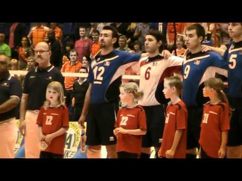 Vc Nesselande mini's lopen op met Roemenië en Nederland