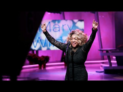 Mary Wilson on Good Morning L.A - You Can't Hurry Love [FOX 11 - November 30, 2016]