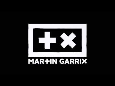 Martin Garrix vs. Zedd ft. Foxes - Don't Crack Under Pressure vs. Clarity (Martin Garrix Mashup)