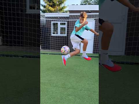 Feed the new @nike  Phantom 6…😱 …Play fearless @nikefootball