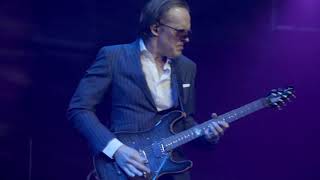 Joe Bonamassa Live Guitar Solo from Mountain Time at the Royal Albert Hall