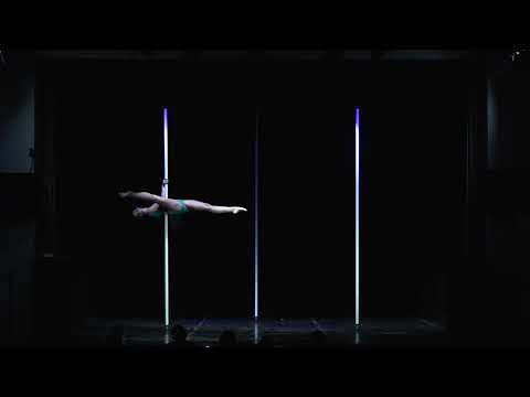 POLE EARTH 2021 - FRANCESCA VIGLINO - WOMEN AMATEURS PRO WINNER