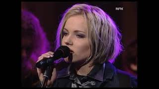 Lene Marlin - Sitting Down Here (Live)
