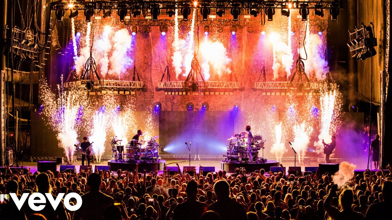 Godsmack - Battle Of The Drums (Live at Mohegan Sun) (Official) - YouTube