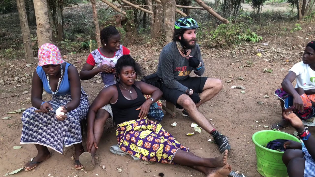 l’m trying to tell “l’m from Turkey” to Africans